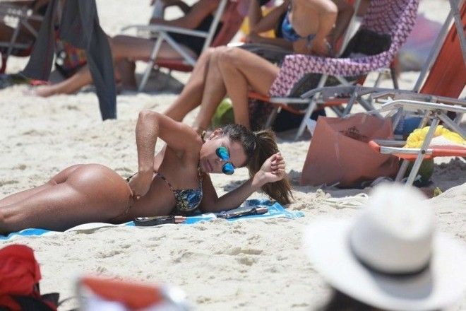 Горячие дамы на пляжах Бразилии девушки отдых позитив фото эротика