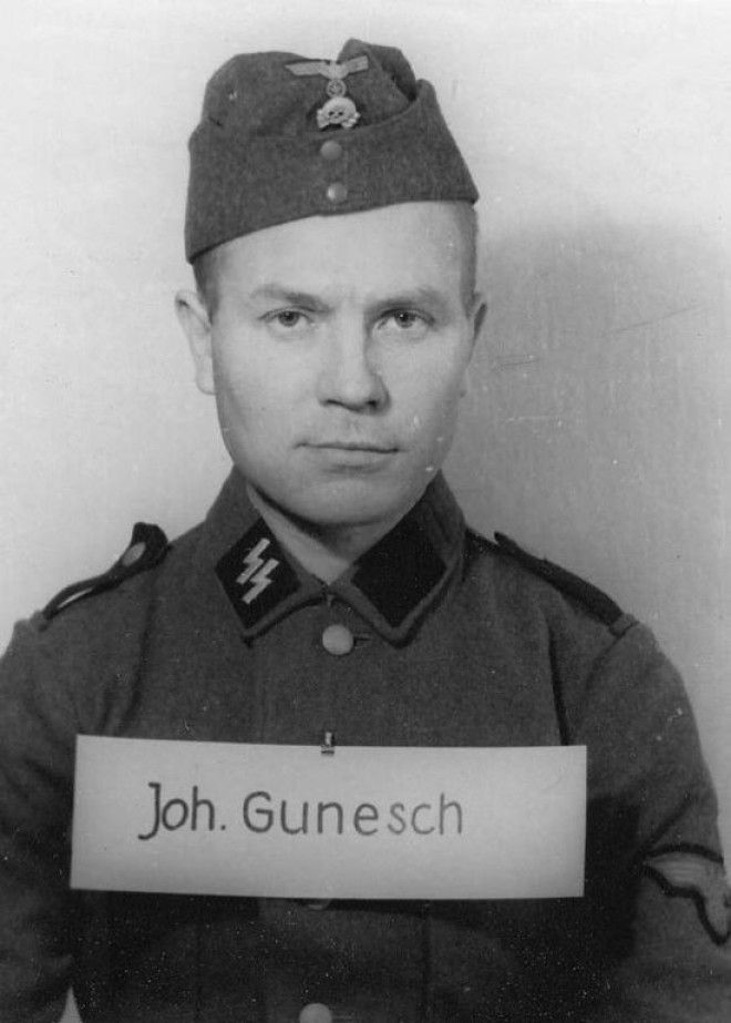 Портреты нацистских охранников Освенцима 19401945 годов