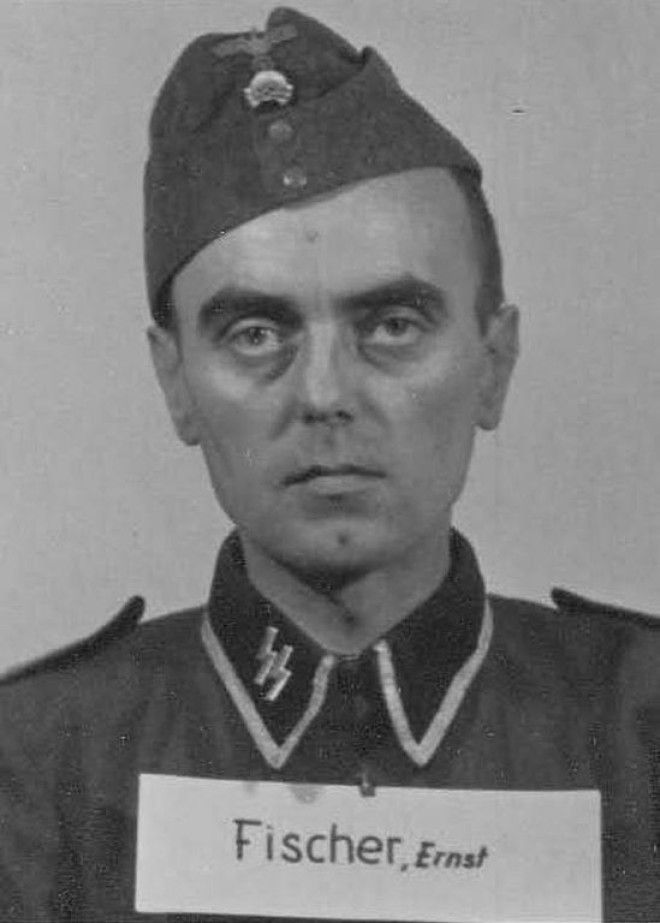 Портреты нацистских охранников Освенцима 19401945 годов