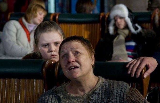 10 щемящих кино историй про детей оставшихся без родителей