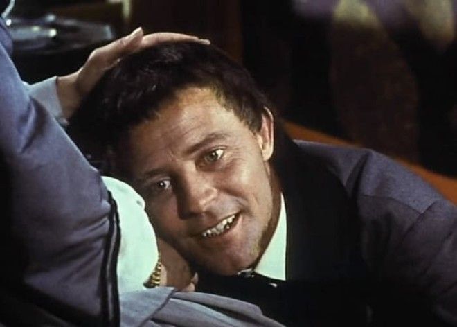 Кадр из фильма *Игрок*, 1958 | Фото: kino-teatr.ru Кадр из фильма Игрок 1958 Фото kinoteatrru