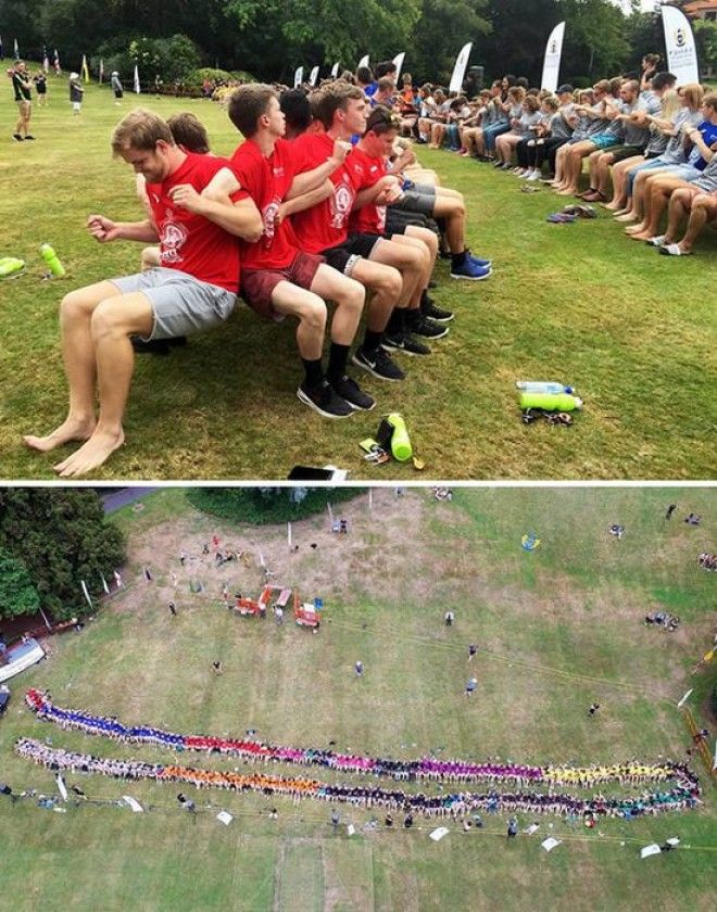 Радуга из людей, взявшихся за руки. Радуга из людей взявшихся за руки