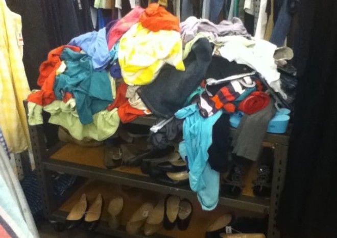 Увидев ЭТИ фото вы позавидуете продавцам работающим в торговом зале