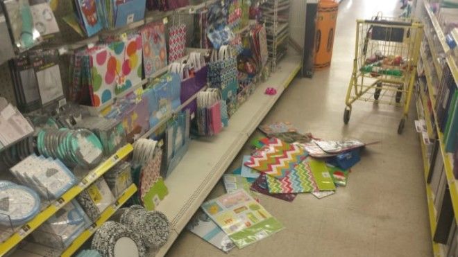 Увидев ЭТИ фото вы позавидуете продавцам работающим в торговом зале