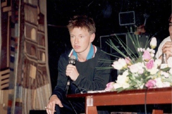 Безвременно погасшие звезды 90х 5 знаменитостей погибших на пике славы