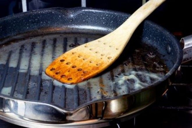 12 предметов которые никогда не следует смывать в раковину или унитаз 