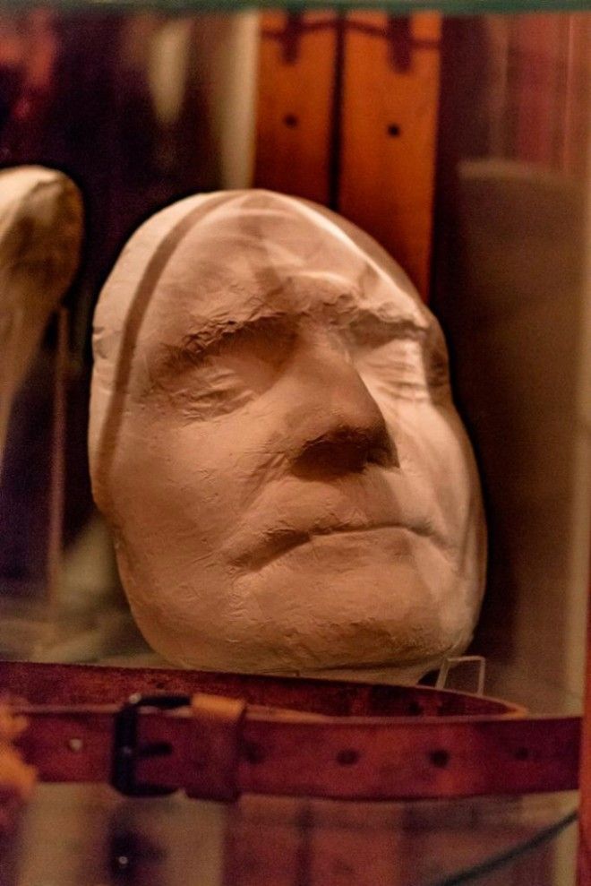 Посмертная маска. Фото: MediaDrumWorld.com