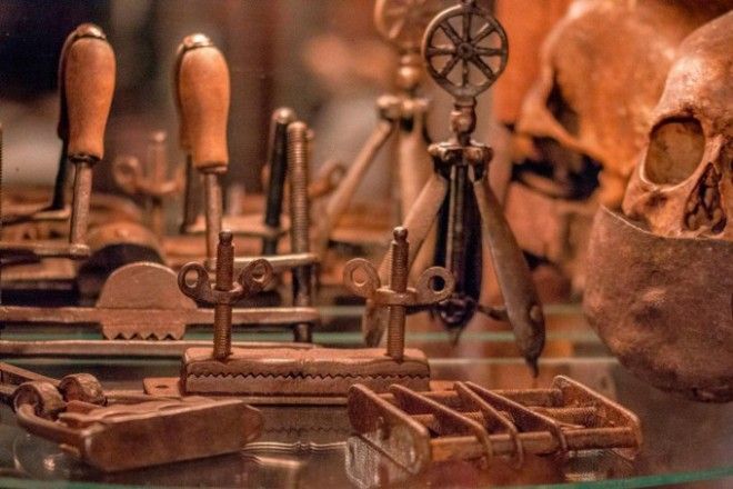 Орудия пыток. Фото: MediaDrumWorld.com