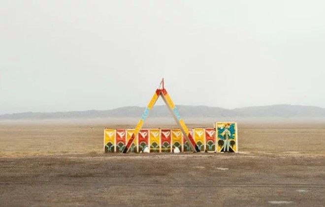 16 фото самых экстраординарных автобусных остановок бывшего СССР