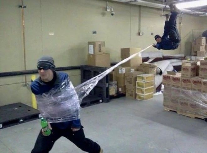 16 приколов о том что бывает когда на работе становится скучно