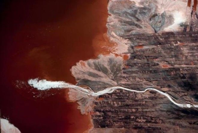 Слив пены бокситовых отходов США Автор J Henry Fair