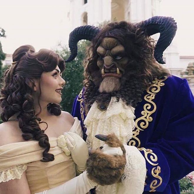 22летний художник по спецэффектам мастерски перевоплощается в диснеевский злодеев