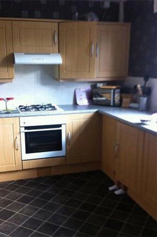 11 забавных фото детишек и зверушек которые не научились играть в прятки