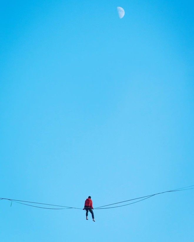 Безумные трюки, которые заставят ваше сердце сжаться от ужаса! Безумные трюки которые заставят ваше сердце сжаться от ужаса адреналин адреналиновый спорт над пропастью по канату спорт хайлайнинг экстремалы экстремальное хобби