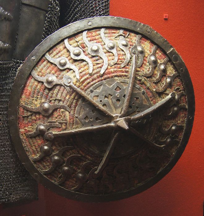 Краткий курс истории средневековых щитов