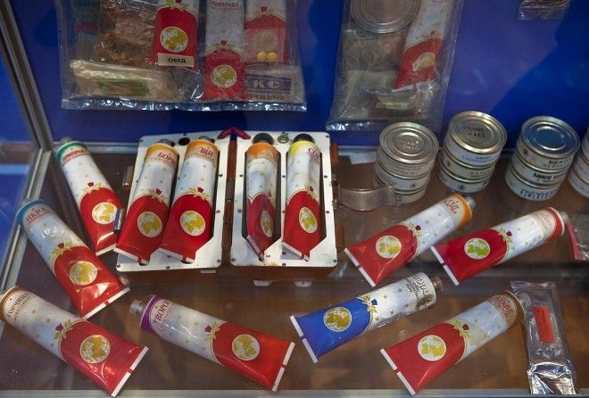 Но образ тюбиков с вкусностями всё рано остался в воображении многих!